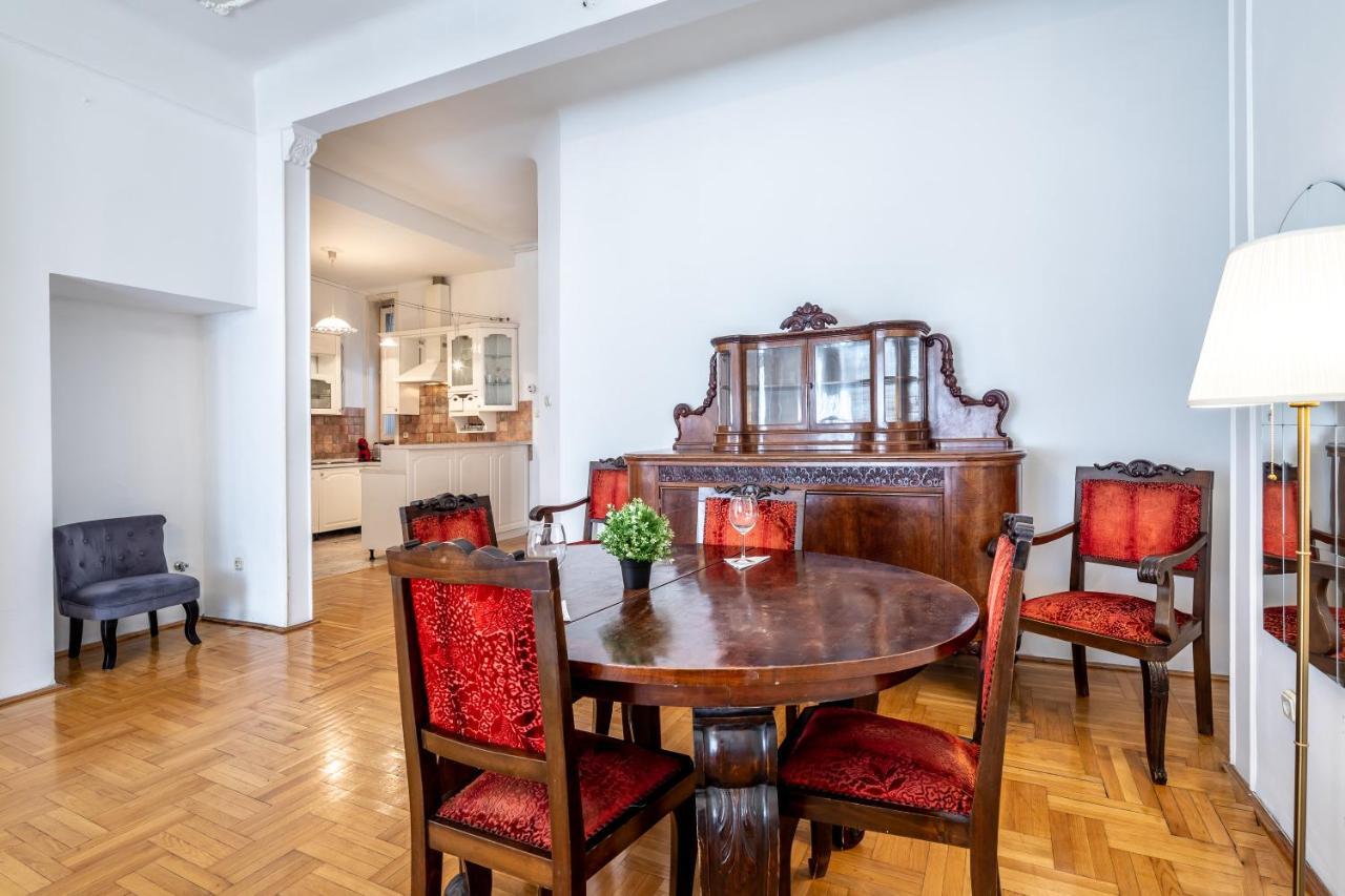 Huge Apartment In The City Center Budapeste Exterior foto